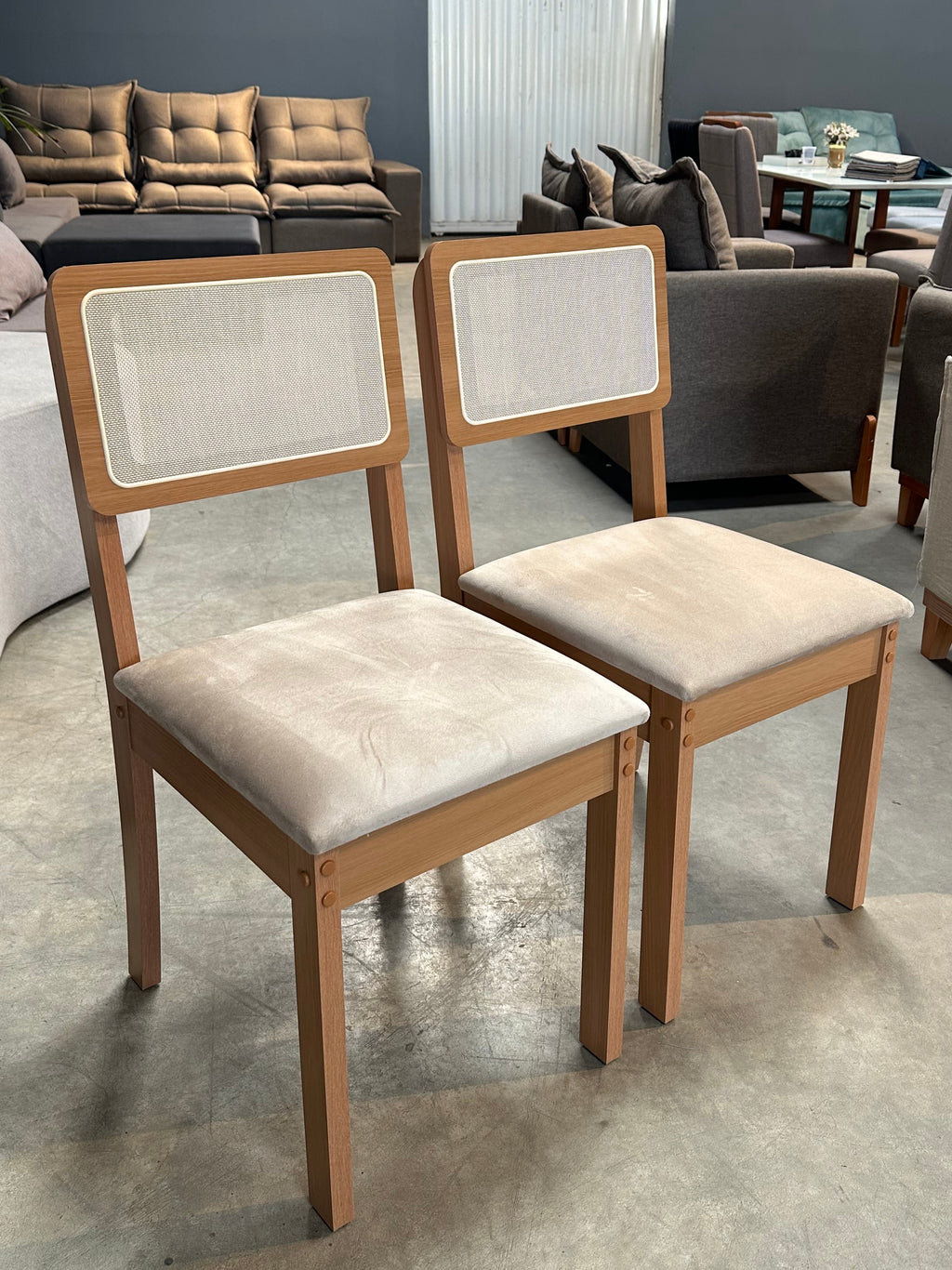Conjunto com 2 Cadeiras de Jantar Kappesberg Gardeni em MDF